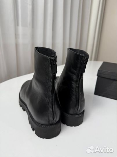 Ботинки COS 43