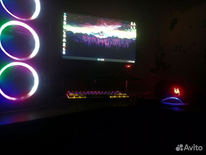 Монитор full hd