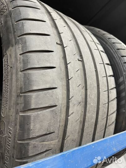 Michelin Pilot Sport 4 255/35 R18