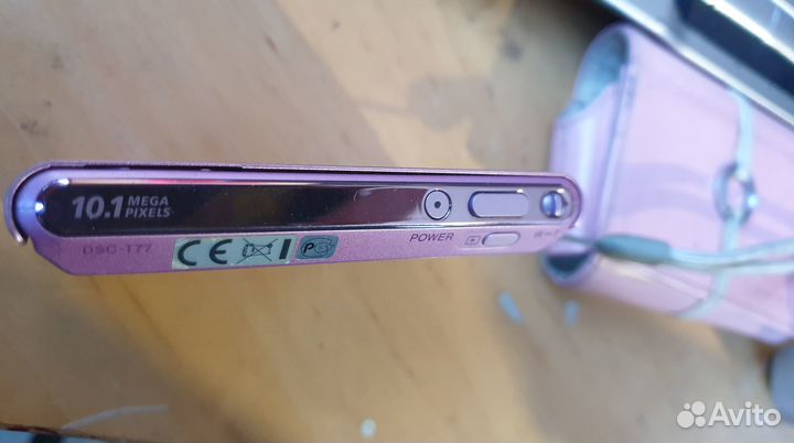 Цифровой фотоаппарат Sony DSC-T77