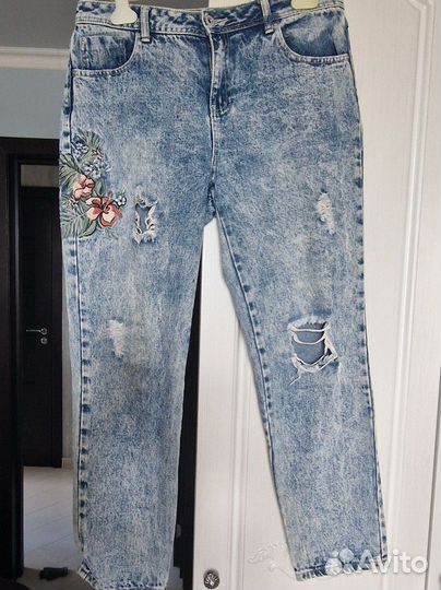 Джинсы