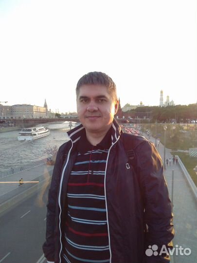 Преподаватель английского языка