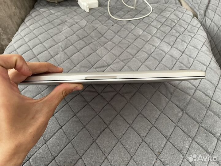 Apple MacBook Pro 13