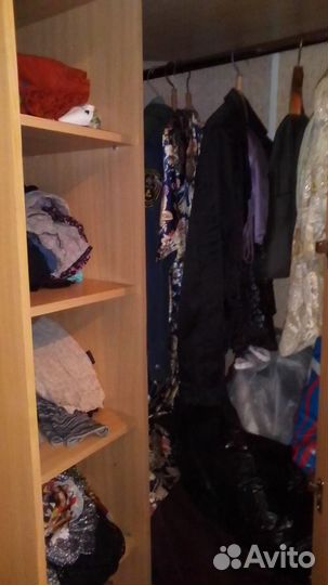 Шкаф угловой