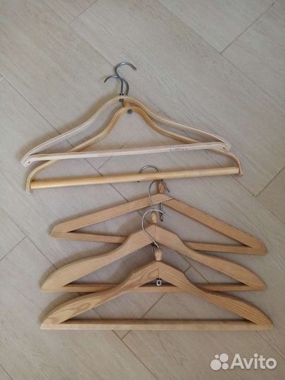 Вешалки плечики