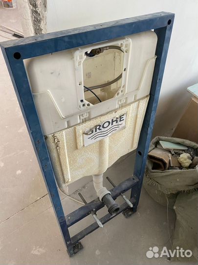 Унитаз подвесной с инсталляцией grohe