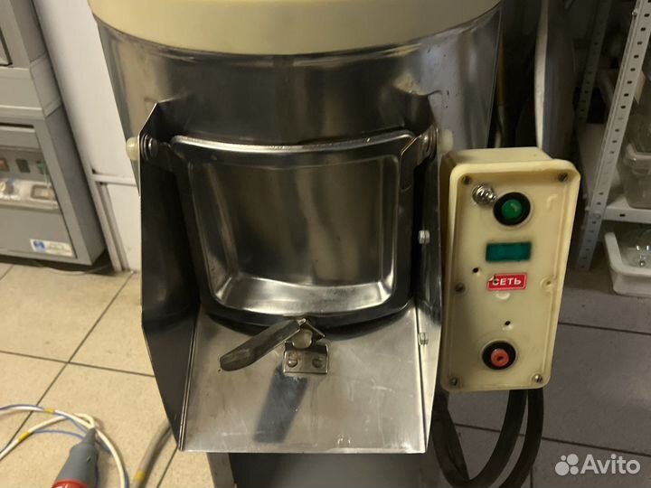 Картофелечистка