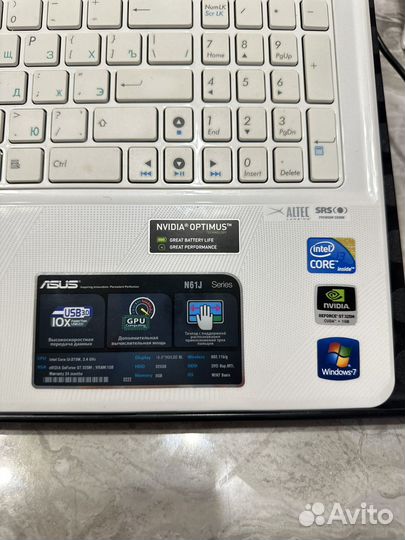 Ноутбук Asus N61J, диагональ 16