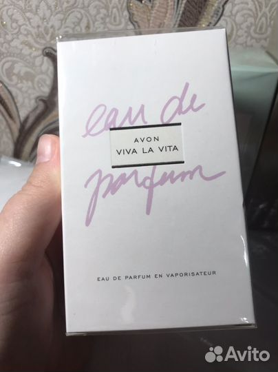Парфюмерная вода Эйвон новая