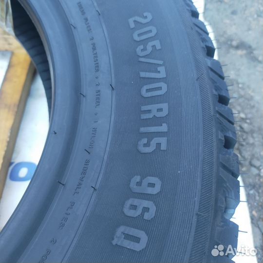 Contyre Cross Road 205/70 R15