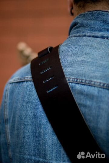 Кожаный ремень для гитары