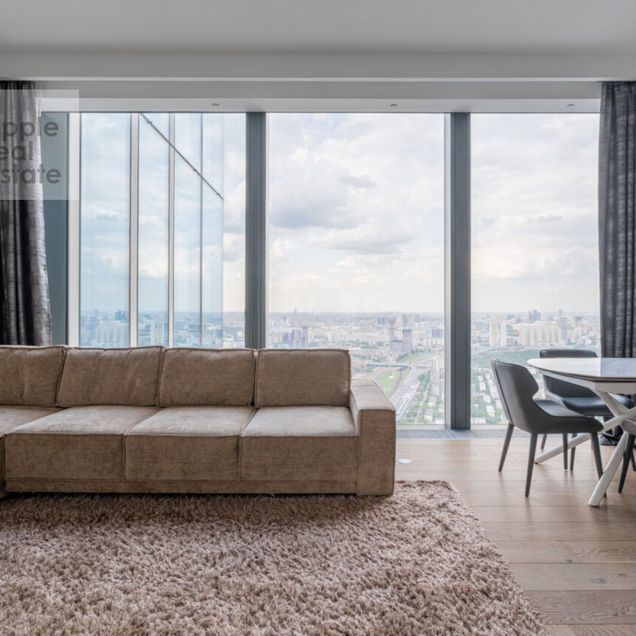 3-к. квартира, 85 м², 56/65 эт.