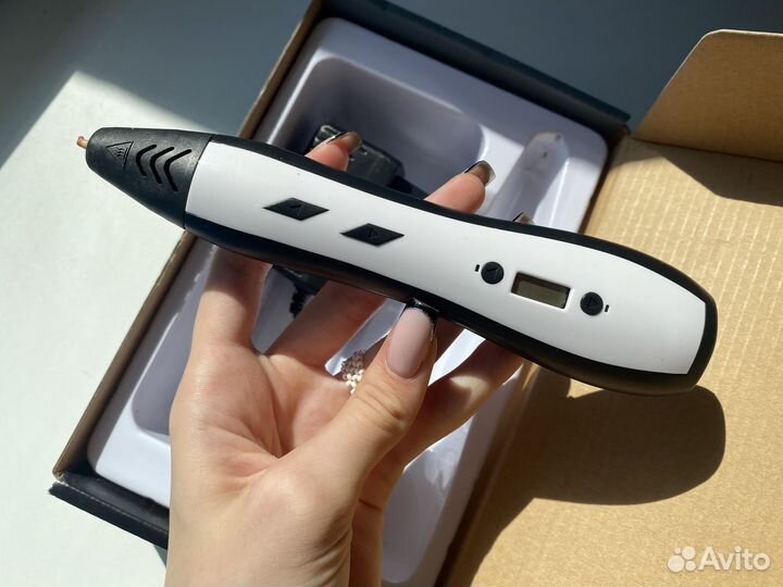 3д ручка с пластиком