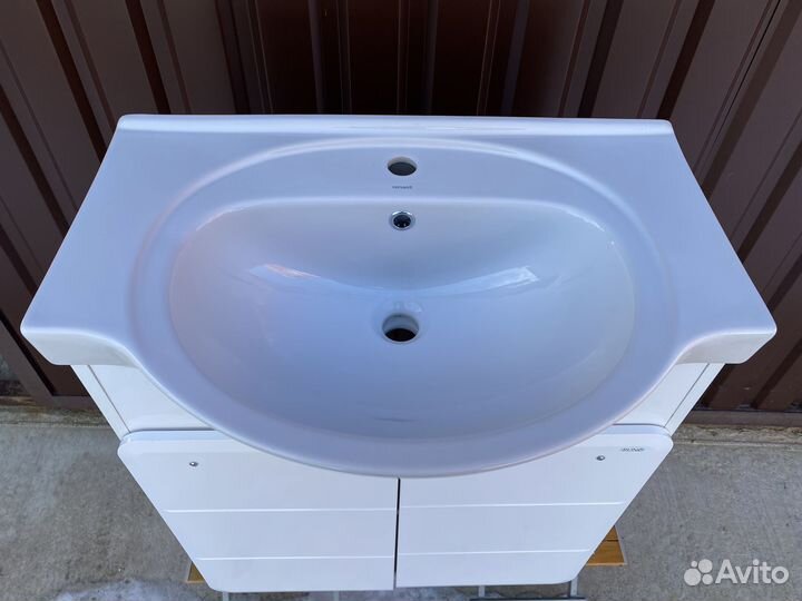 Тумба с раковиной Runo Эрика 70 белая новая