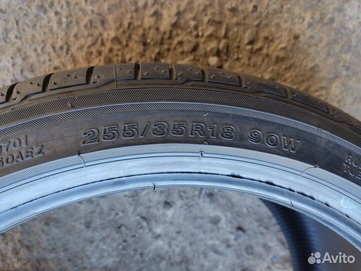 Bridgestone Potenza RE050A 255/35 R18 90W