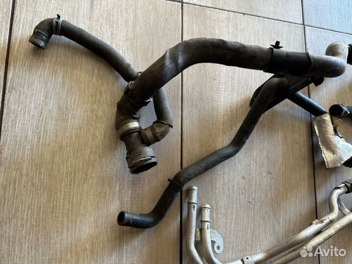 Патрубок системы охлаждения Audi A6 C8 2019