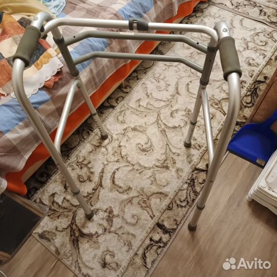 Ходунки для взрослых