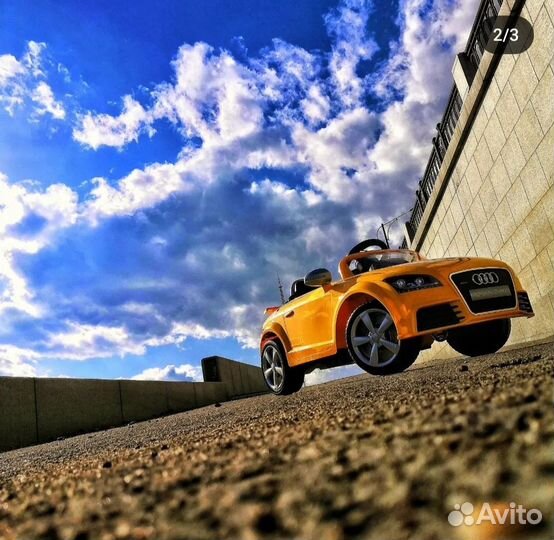 Детская машина на аккумуляторе с пультом