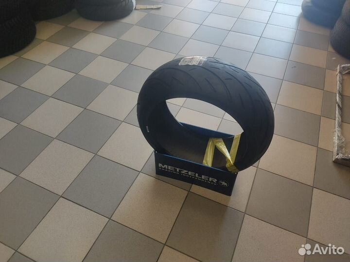 Metzeler Cruisetec 240/40 VR 18 79V TL rear