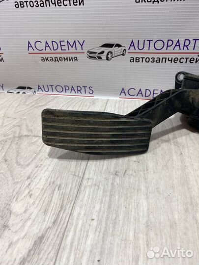 Педаль газа электронная LADA Granta