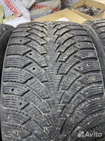 Nokian Tyres Hakkapeliitta 4 275/40 R20