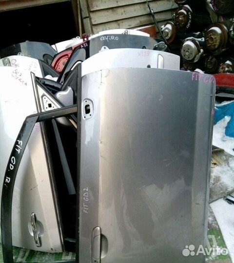 Дверь передняя правая Honda Fit GD2