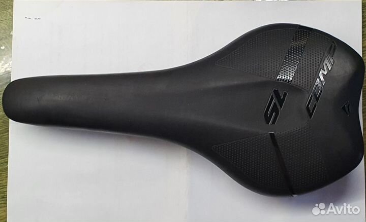 Запчасти шоссейного велосипеда: шины камеры седло