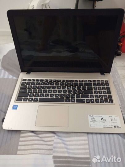 Ноутбук asys