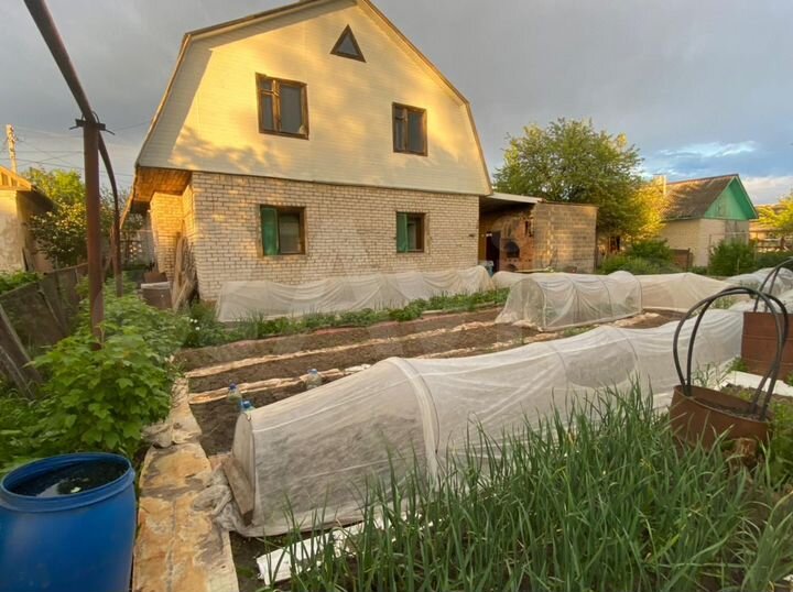 Дом 181 м² на участке 5,2 сот.