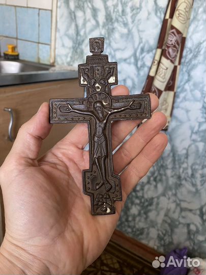 Крест старинный