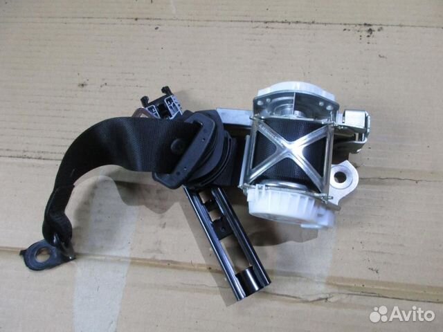 Ремень безопасности задний правый w212 E-class