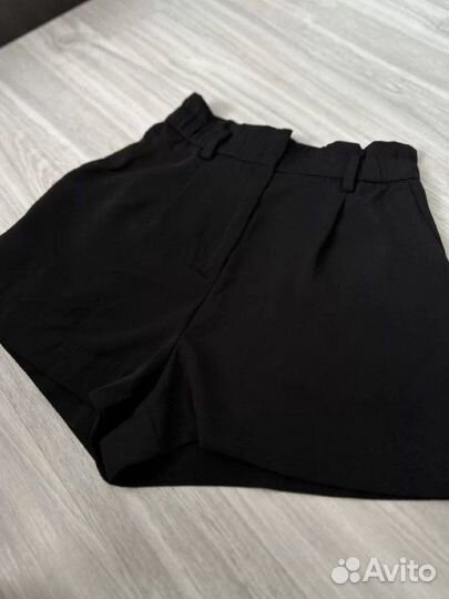 Шорты женские классические