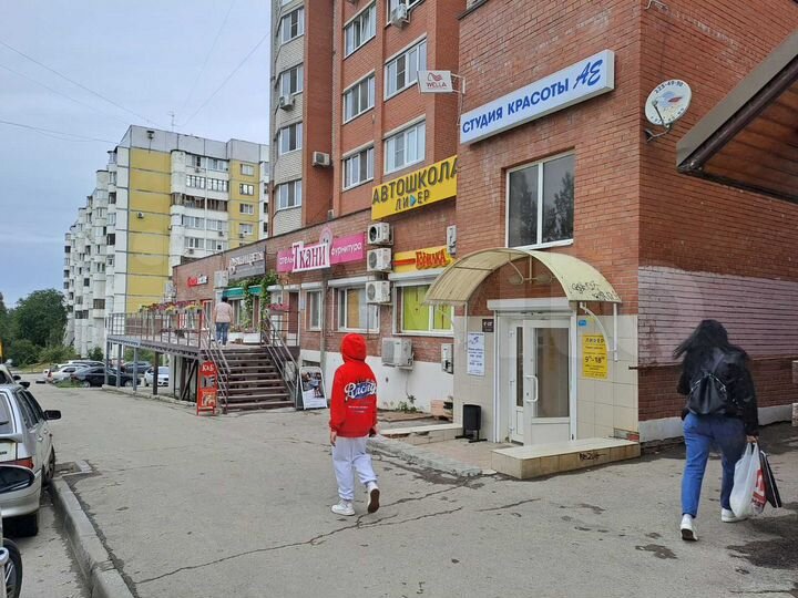 Торговое помещение 43.8 м² Димитрова / Солнечная