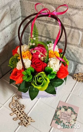 Букет мыльных роз на 1 сентября