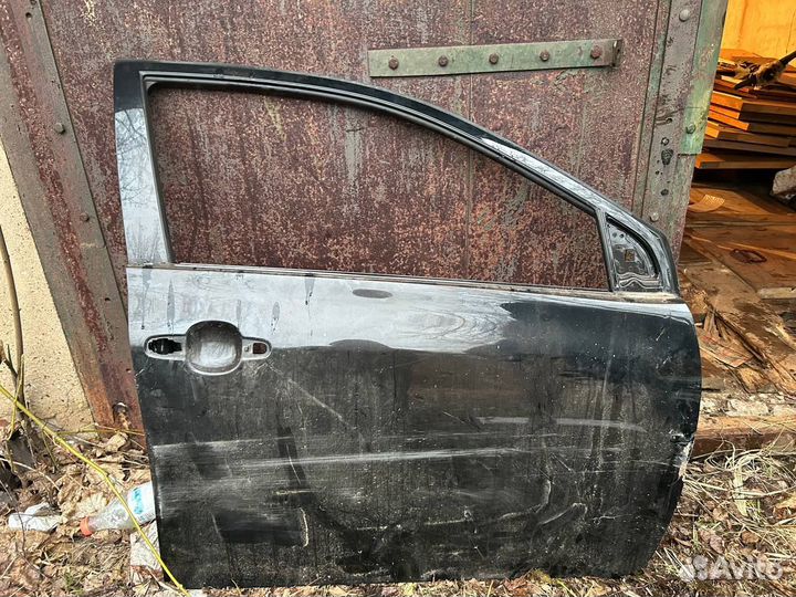 Передняя правая дверь Toyota Corolla X Поколения