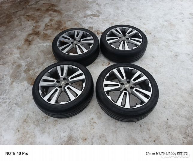 Колеса r17 на Весту св cross