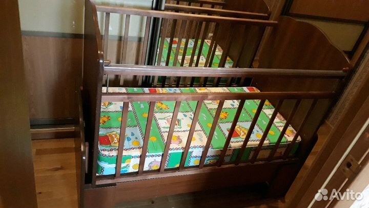 Кроватка детская маятник, с матрасом