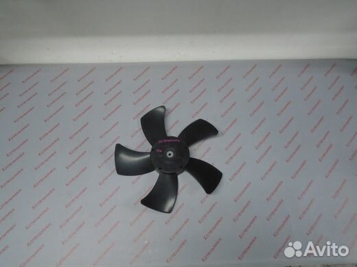 Nissan 21486-CA000 Крыльчатка вентилятора