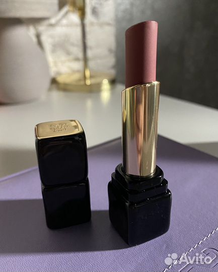 Помада для губ Guerlain kiss kiss