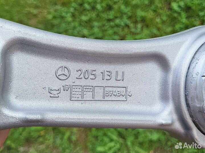 Рычаг передний поперечный левый Mercedes W205