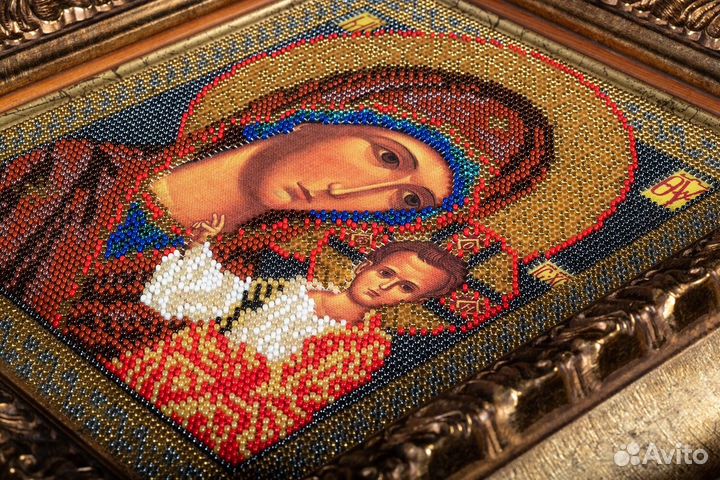 Вышивка из бисера бренда 