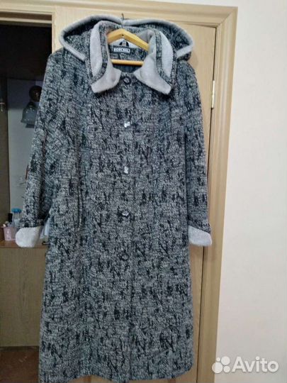 Пальто женское