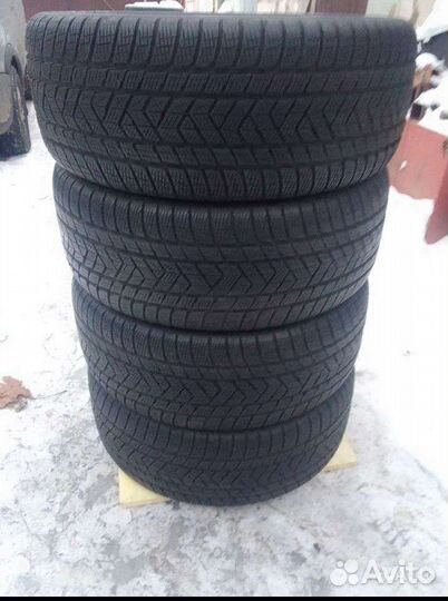 Pirelli Scorpion Winter 2 275/45 R21 110V