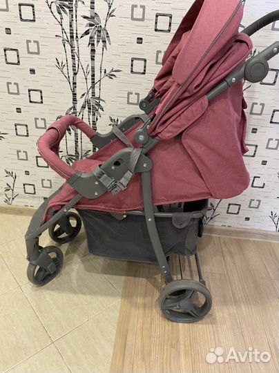 Коляска прогулочная