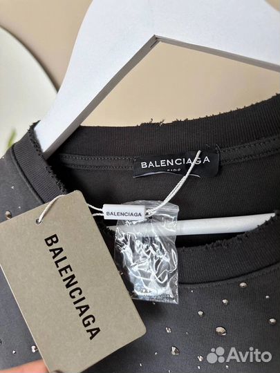 Футболка Balenciaga женская