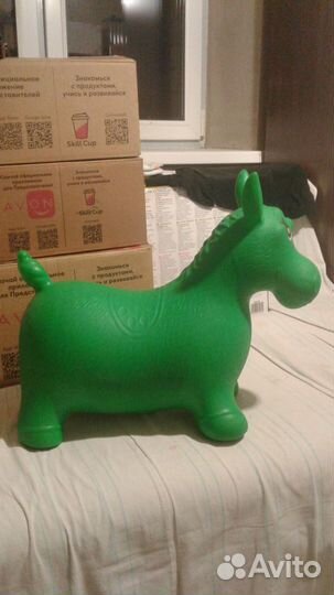 Прыгуны ослик и мяч