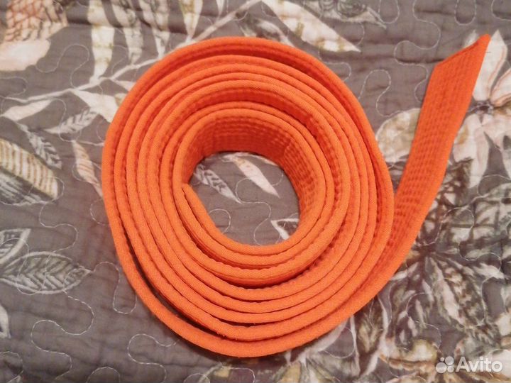 Оранжевый пояс каратэ