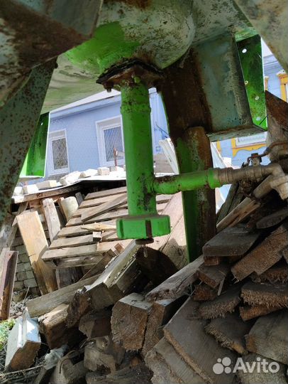 Цистерны емкости бочки