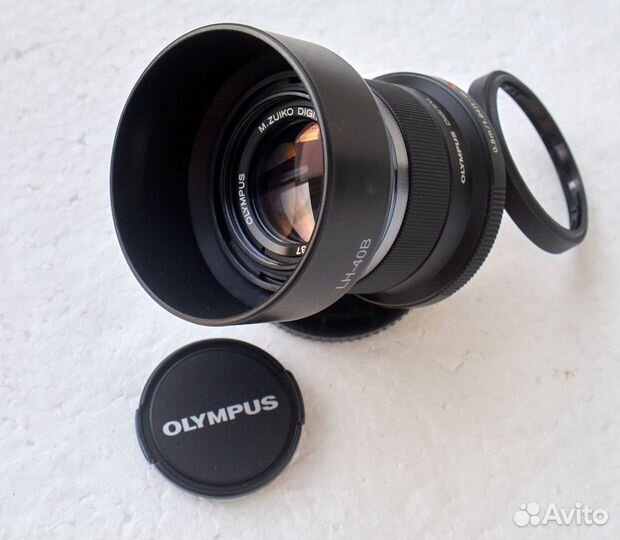 Olympus 45 mm f1.8