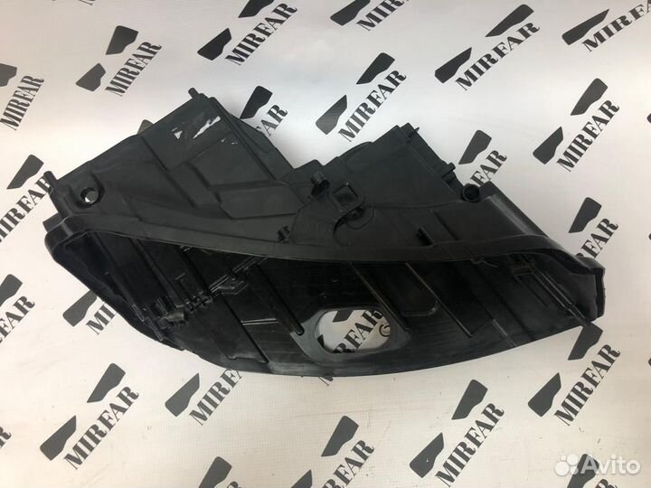 Правый корпус фары Audi A8 D4 4H 2013-2017 Matrix